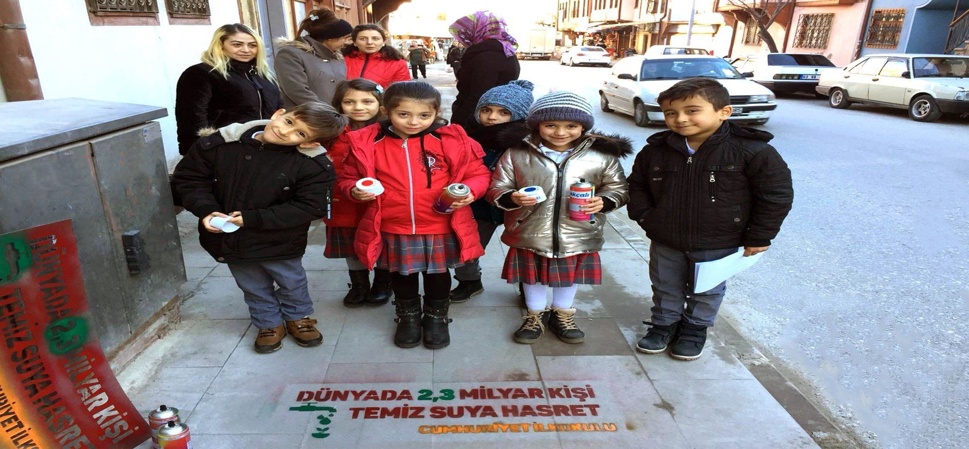 İLKOKUL ÖĞRENCİLERİNDEN TASARRUF ÇAĞRISI