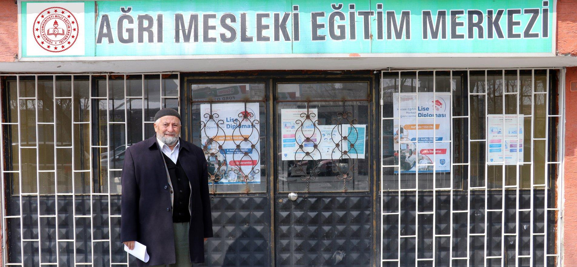 HAYALİNDEKİ MESLEK İÇİN 72 YAŞINDA MESLEKİ EĞİTİM MERKEZİNDE